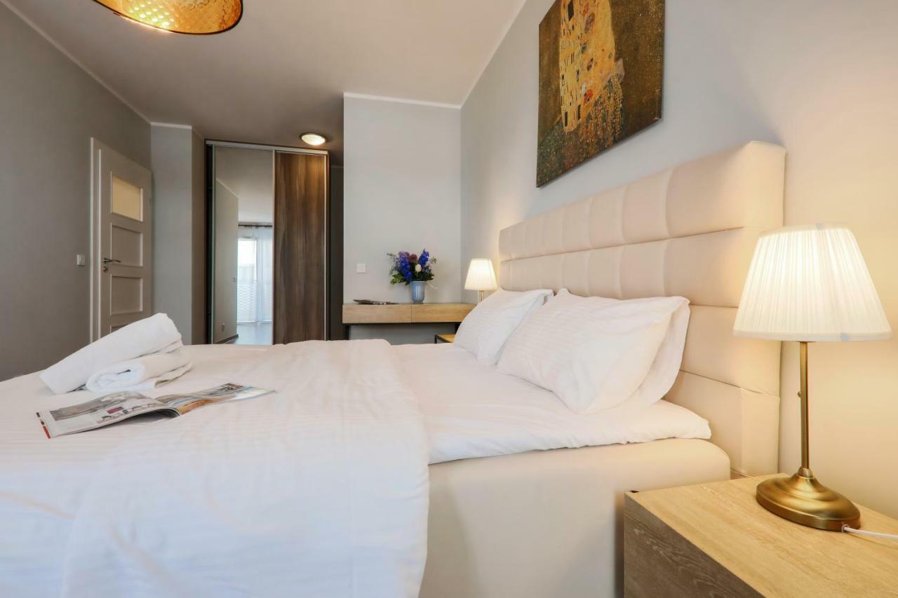 Aparthotel Tower Wroclaw Luaran gambar